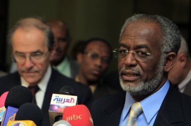 Sudan's Foreign Minister Ali Karti (R) speaks during a joint news conference with newly appointed U.S. special envoy for Sudan Princeton Lyman in Khartoum April 6, 2011 (Reuters)