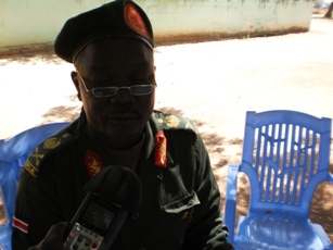 Acting Commander of the SPLA's fourth division in Unity state Maj Gen Mangar Buong Aluonge talks with Sudan Tribune at Rubkotna division headquarter 30 November 2011 (Bonifacio Taban for Sudan Tribune)
