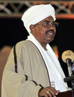 Sudan's President Omer Hassan al-Bashir addresses the nation during Independence Day celebrations in Khartoum December 31, 2011 (Reuters)