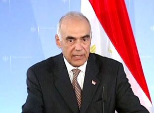 وزير الخارجية  المصري محمد كامل عمرو