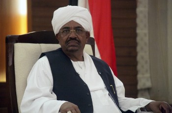 Sudan's President Omar Hassan al-Bashir looks on during an interview with state television in Khartoum February 3, 2012 (RETUTERS PICTURES)