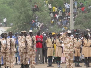 A huge crowd gathered to witness the signing of the Jonglei state constitution in Bor, South Sudan. 25 February 2012 (ST)