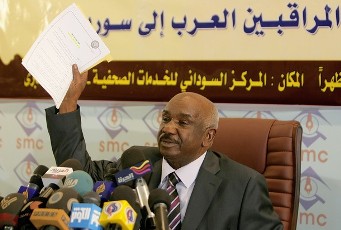 Sudanese General Mohammed Ahmed Mustafa al-Dabi, head of the Arab League observer mission in Syria, gestures during a press conference in the capital Khartoum on February 2, 2012 (AFP)