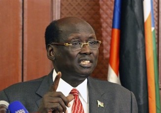 South Sudan Minister of Information, Barnaba Marial Benjamin speaks to journalists in Nairobi, Kenya, Monday, April 2, 2012 (AP Photos)