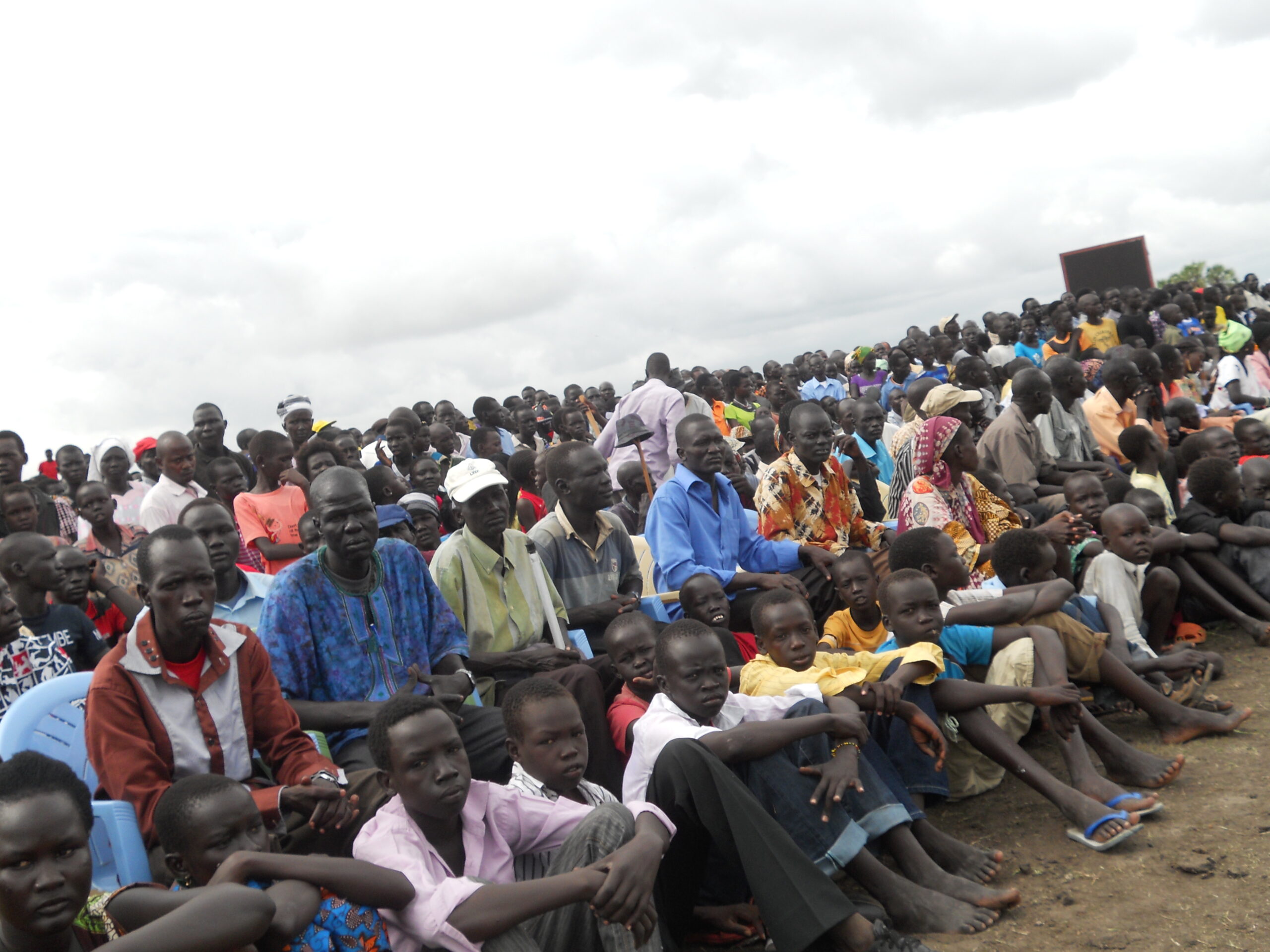 Crowd attending the signing ceremony in Bor May 5, 2012 in Bor (ST)
