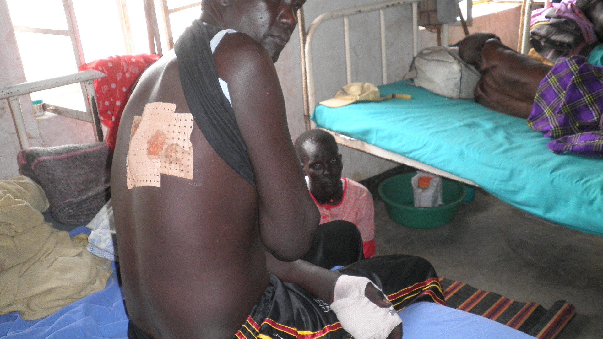 A victim of a Murle attack, Mr. Bol Lual in Bor hospital, Jonglei, South Sudan. March 29, 2011 (ST)