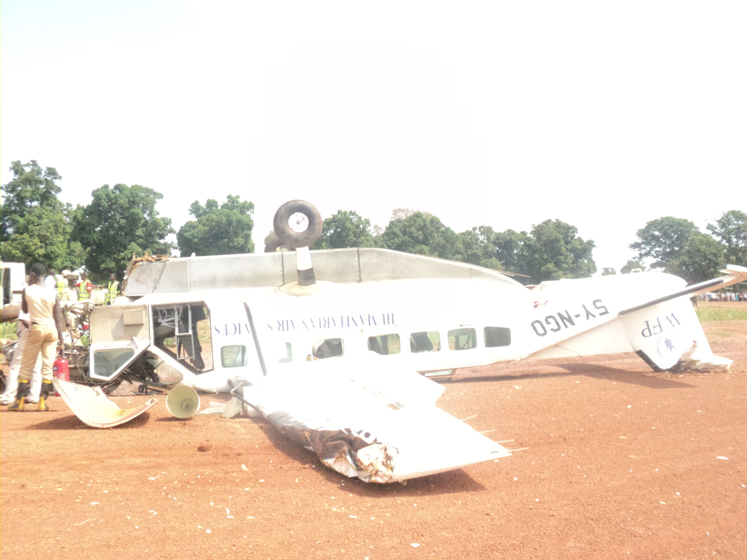 WFP plane at Yambio Air Strip after the crash on 2 May 2012. (Photo: Mbugo William Phillip)