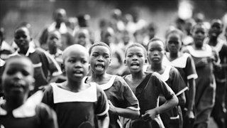 South Sudanese school children (BBC/Simon Murphy)
