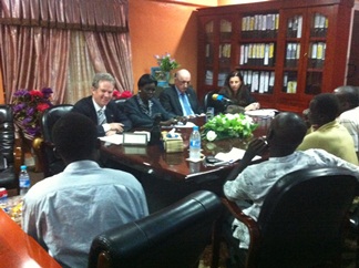 Australia's delegation to South Sudan, led by Tim Fischer, at a press briefing in Juba, 15 June 2012 (ST)