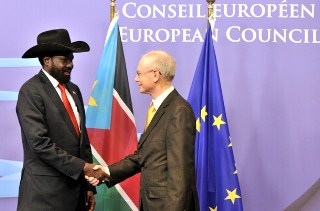 EU Coucil president Herman Van Rompuy (right) welcomes South Sudan president, Salva Kiir, to the EU headquaters, March 20, 2012 (Getty)