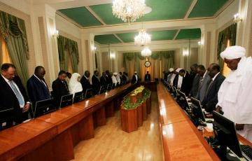 FILE_PHOTO_-_Members_of_Sudan_s_cabinet_REUTERS_PICTURES_-2.jpg