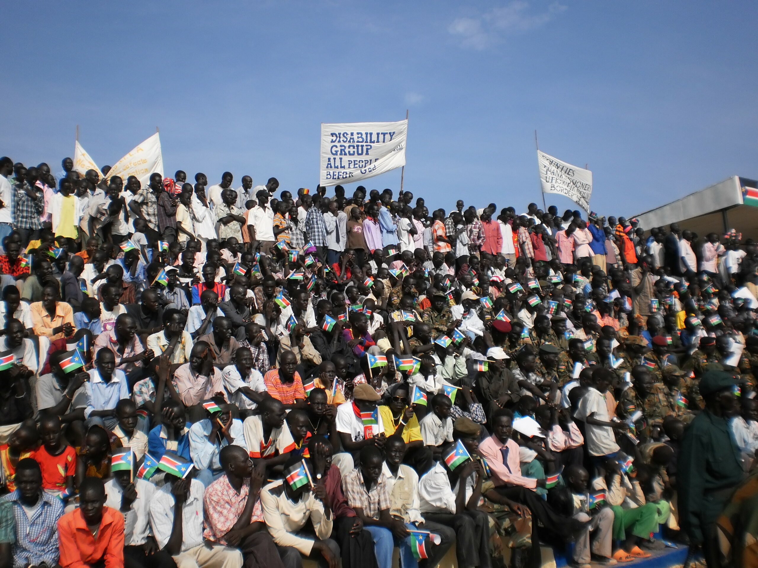 A mass of people attending the first anniversary of South Sudan's independence celebration in Bentiu, Unity State, 9 July 2012 (Bonifacio Taban/ST)