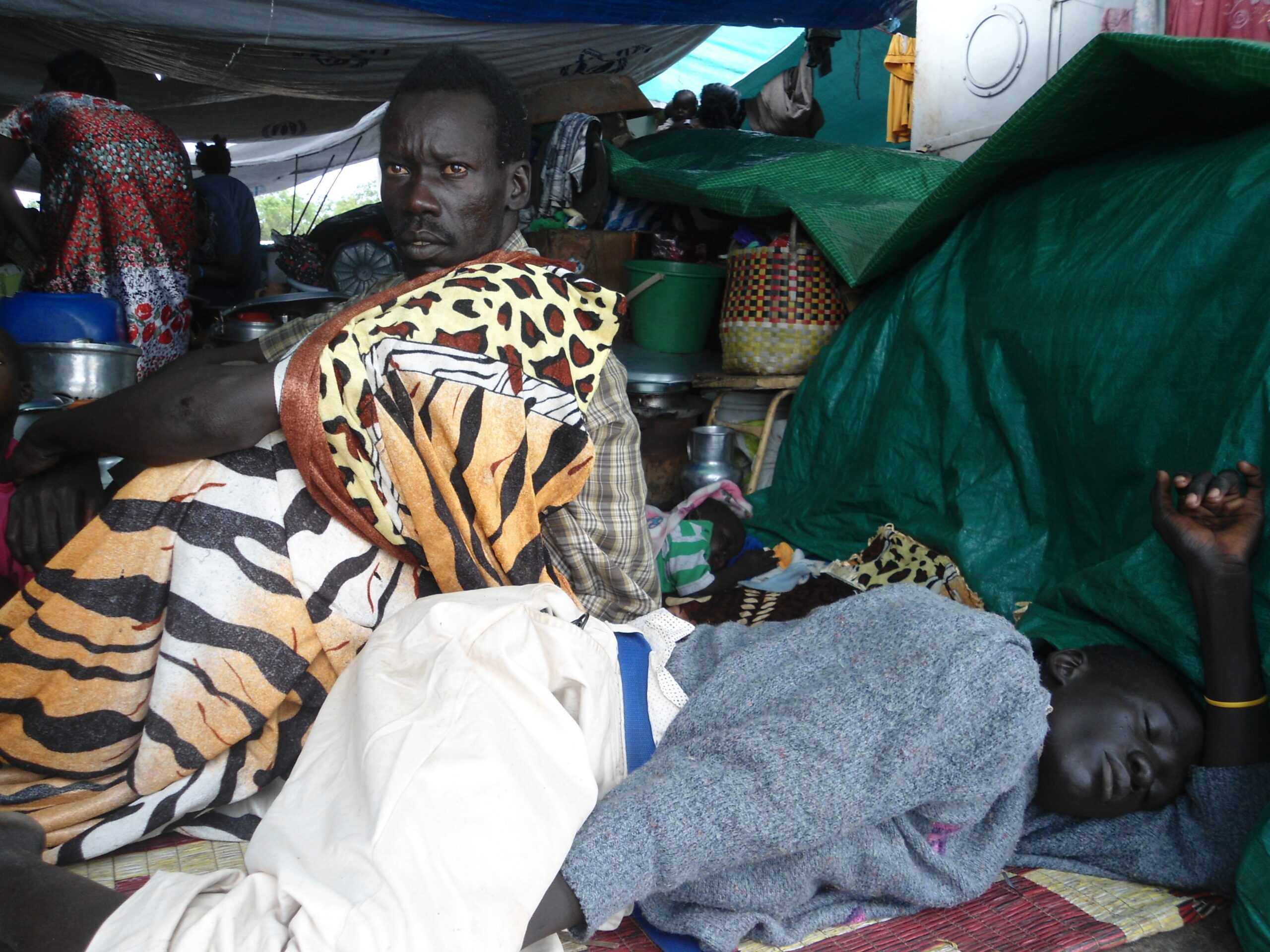 Patients in the crowded ship, Bor docking point, Jonglei, August 22, 2012 (ST)