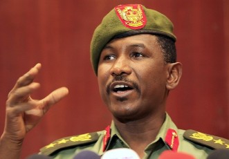 FILE PHOTO - Sudanese Army spokesperson Al-Sawarmi Khaled speaks during a news conference in Khartoum May 28, 2012 (Reuters)
