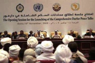 File photo of a meeting organised by the joint mediation  for Darfur stakeholders on 18 Nov 2009 (photo UNAMID)