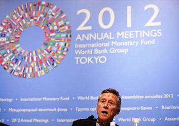 International Monetary Fund's Economic Counselor and Director of Research Department Olivier Blanchard holds a news briefing on the World Economic Outlook (WEO), at the Tokyo International Forum in Tokyo October 9, 2012 (IMF Photo)