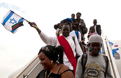 South Sudan asylum seekers arrive in South Sudan after being sent home by Israel (Reuters)