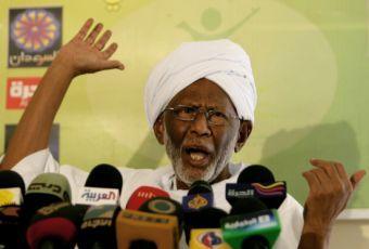 Sudan’s Islamist opposition leader, Hassan al-Turabi, addresses the media in Khartoum following his release on 5 January 2012 after more than three months in jail. (Photo: AFP/Getty Images)