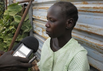 veronica_nyalok_gatpan_wife_of_the_late_mathew_bol_nyirbang_narrating_the_death_of_her_husband_in_biemrouk_village_bentiu_unity_november_2_2012_st_.jpg