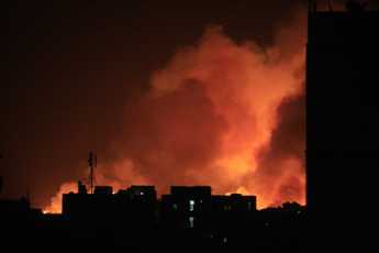 Fire engulf the Yarmouk ammunition factory in Khartoum October 24, 2012. - Reuters