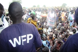 WFP's field officer Gabriel Ajak talking to people displaced in Pibor County, January 20, 2012 (ST)