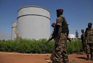 South Sudanese soldiers at an oil refinery in Upper Nile state (AFP)