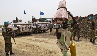 UN peacekeepers offer protection to residents of Jonglei state, South Sudan (UN photo)