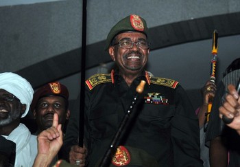 Sudanese president Omer Hassan al-Bashir takes part in a ceremony in Khartoum to celebrate the army taking back Abu Kershola, a town which was seized by forces from the rebel SRF alliance on 27 April 2014 during attacks on South Kordofan (Photo: Getty)