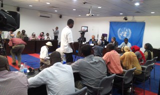 Valerie Amos speaks at a press conference during her recent visit to Sudan (UN photo)