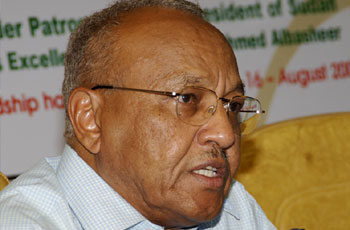 Minister of health in Khartoum state Mamoun Humeida (Ashorooq TV)