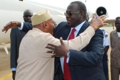 South Sudan's vice-president and deputy chairperson of the SPLM upon receiving Umma Party leader and former Sudanese prime minister Sadiq Al-Mahdi at Juba airport in March 2011 (file photo/ST)