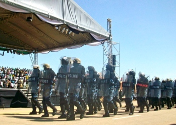 2012_06_akim_policeforces.jpg
