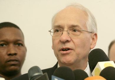 U.S. special envoy Donald Booth talks to reporters after a meeting with the Sudanese foreign minister Ali Karti (SUNA)