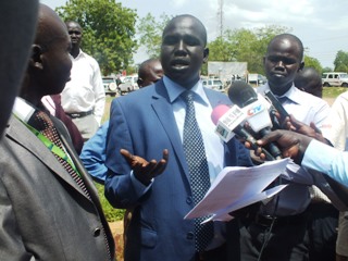 Arem Riak the spokesperson of KCB national staff speaking to the press in Juba September 9, 2013 (ST)