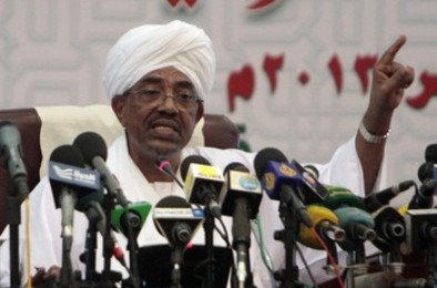 Sudanese president Omer Al-Bashir speaks during a press conference in Khartoum on 22 September 2013 (Photo: Ashraf Shazly/AFP/Getty Images)