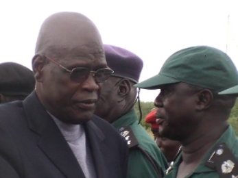Former South Sudan minister of defence, John Koang Nyuon meeting  state police generals at Bor airport, Jonglei South October 24, 2011 (ST)