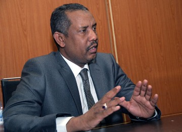 Sudan’s newly appointed parliament speaker Al-Fatih Izz Al-Deen (SUNA)