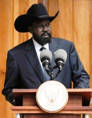 President Salva Kiir addresses the press at the presidential palace in Juba May 2, 2013 (Reuters)