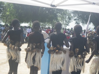 Nuer dancers celebrate Human Rights Day in Bor, the capital of South Sudan's Jonglei state, on 11 December 2013 (ST)