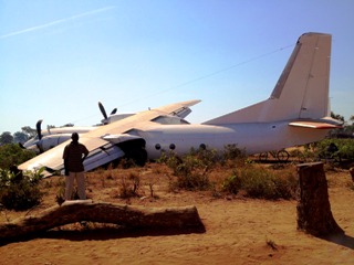 A cargo plane in Unity state (UNHCR photo)