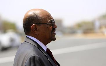 Sudanese president Omer Hassan Al-Bashir has called on political parties to participate in national dialogue aimed at stimulating a reform plan announced earlier this year (Photo: Reuters/Mohamed Nureldin Abdallah)