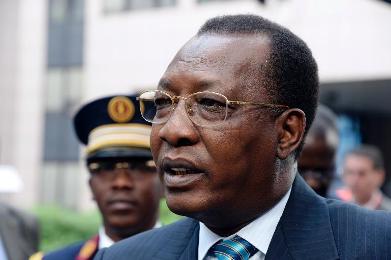 Chadian president Idriss Deby talks to the press before attending the second day of the fourth EU-Africa summit on 3 April 2014 at the EU Headquarters in Brussels (Photo: AFP/Thierry Charlier)