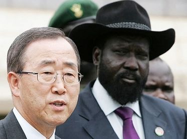 UN Secretary General Ban Ki-moon and Sudan’s Vice-President Salva Kiir speak to the media in Juba (File/AFP)