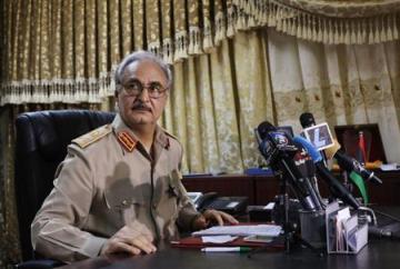 General Khalifa Haftar attends a news conference at Benina air base in Benghazi on 24 May 2014 (Photo: Reuters/Esam Omran Al-Fetori)