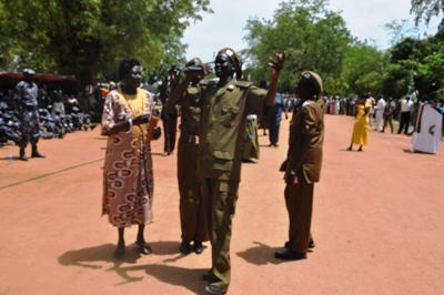 South Sudanese artist Thiong Lual, performing in Bor during the SPLA inception on May, 22 2014 (ST)