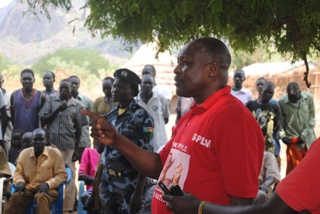 Eastern Equatoria state governor Louis Lobong Lojore talks to communities in Bari and Omorwo villages (ST)