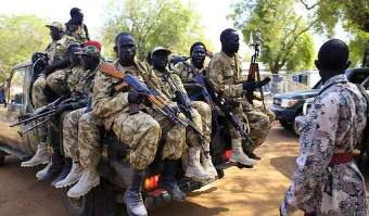 Soldiers from the South Sudanese army (SPLA) patrol the streets of Jonglei state capital Bor (Photo: Reuters)