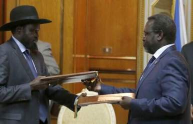 South Sudan's president, Salva Kiir, and rebel leader Riek Machar signed a peace deal in the Ethiopian capital, Addis Ababa, on 9 May 2014 aimed at resolving conflict in the country peacefully (Photo: Reuters)