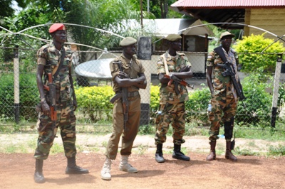 South Sudan army soldiers in Bor, June 10, 2014 (ST)