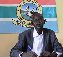 Bor county commissioner Agot Alier Leek speaks to Sudan Tribune on 27 October 2014 (ST)